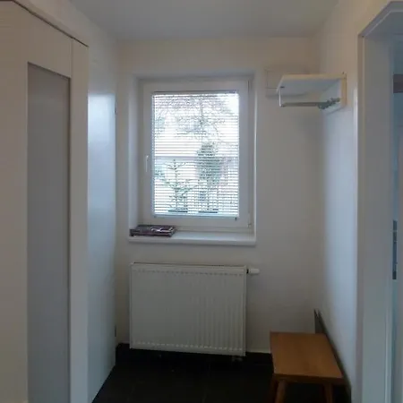 Red Tree * 弗尔赫拉比