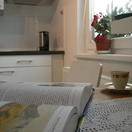 Red Tree 公寓 弗尔赫拉比