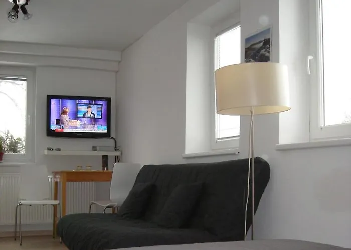 Red Tree Apartman *