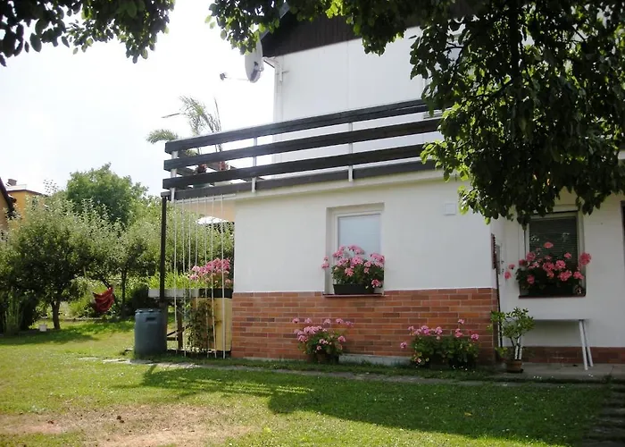 Apartman Red Tree *